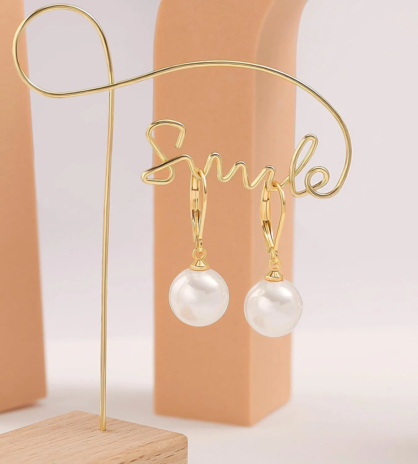 18K Gold Plated Leverback Hoop Handpicked White Shell Pearl Drop Dangle Earring for Women Minimalist Pearl Stud Ear Jewelry for Wedding Bridesmaids Gift