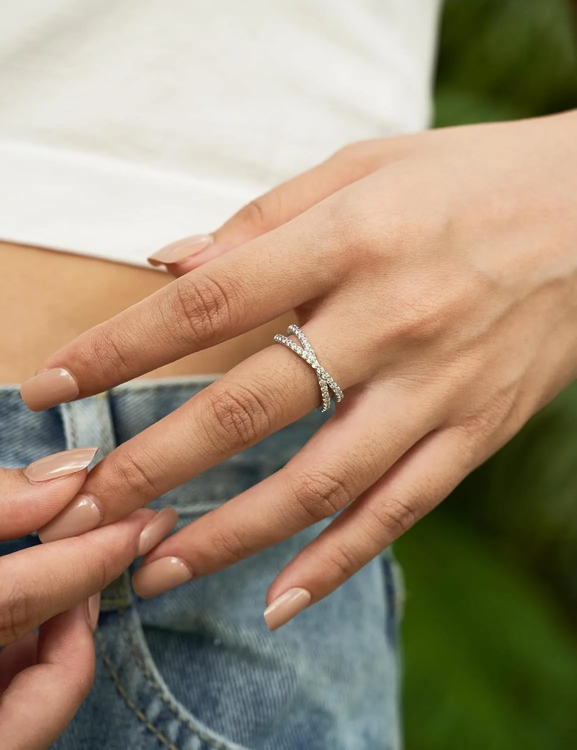 3.5CT Oval Solitaire Engagement Ring, Women's Engagement Rings, 925 Sterling Silver Fake Diamond Ring Cubic Zirconia Engagement Ring18K White Gold Plated Oval Rings for Women