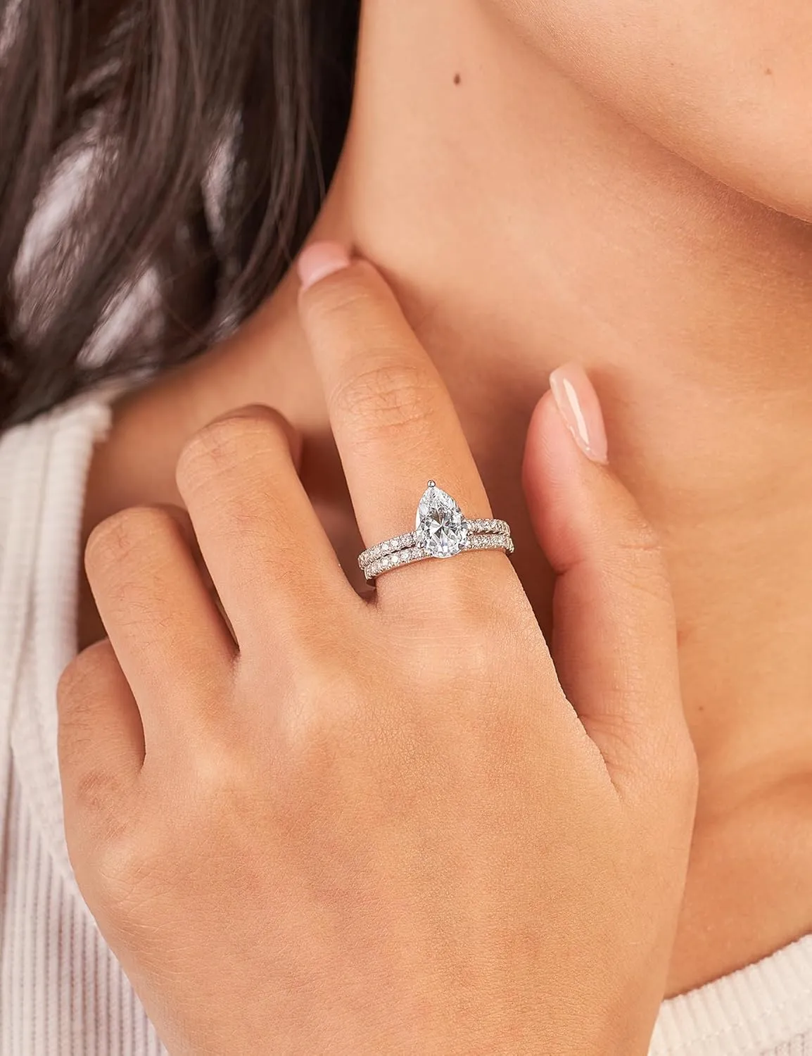 3.5CT Oval Solitaire Engagement Ring, Women's Engagement Rings, 925 Sterling Silver Fake Diamond Ring Cubic Zirconia Engagement Ring18K White Gold Plated Oval Rings for Women