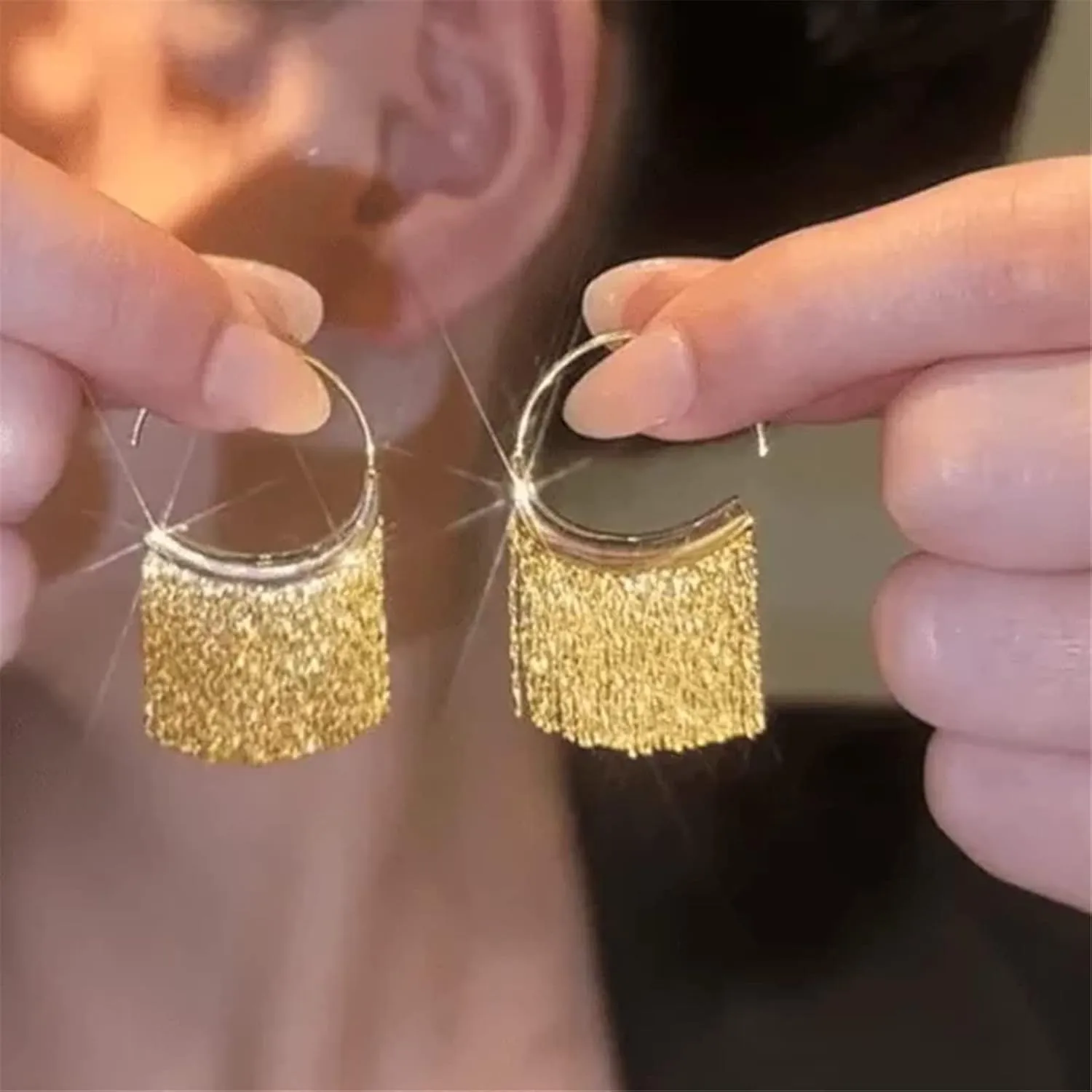 Aphro Fashion Scalloped Tassel Earrings, 18K Gold Plated Tassel Dangle Drop Earrings, Hoop Tassel Metal Earrings for Women, Gold Chain Waterfall Earrings, Gold Chandelier Earrings (#1 - Golden)