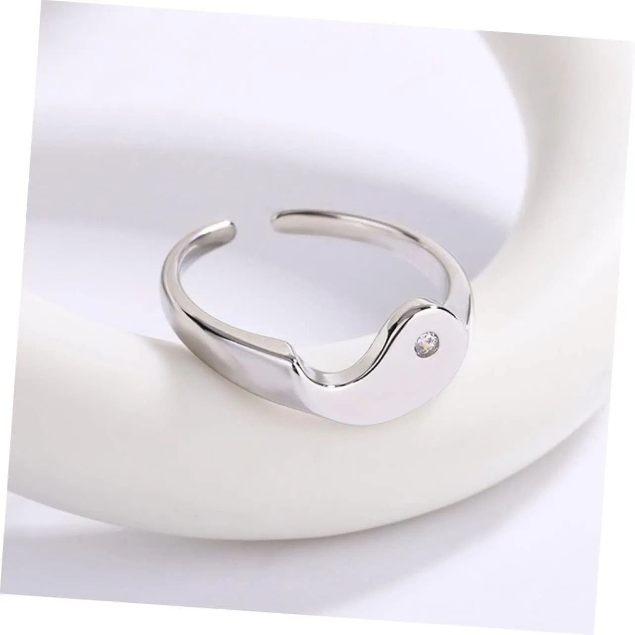 CLISPEED Yin Matching Couple Rings Decorative Jewelry for Lovers Unique Design Engagement Couples Comfortable to