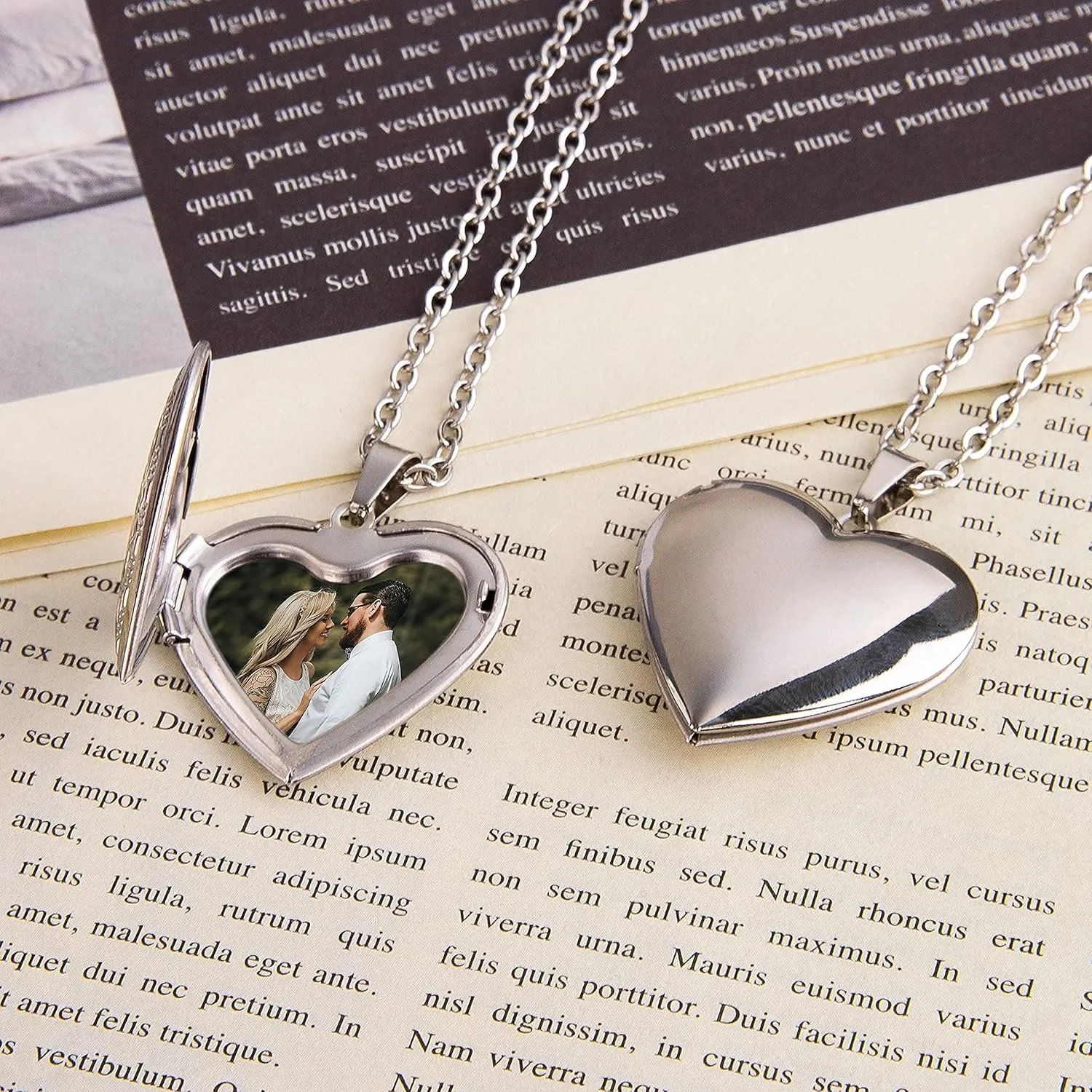 Custom Photo Heart Locket Necklace for Women, Personalized Memorial Locket Jewelry Gift for Mom Wife, Valentine's Day Birthday Anniversary