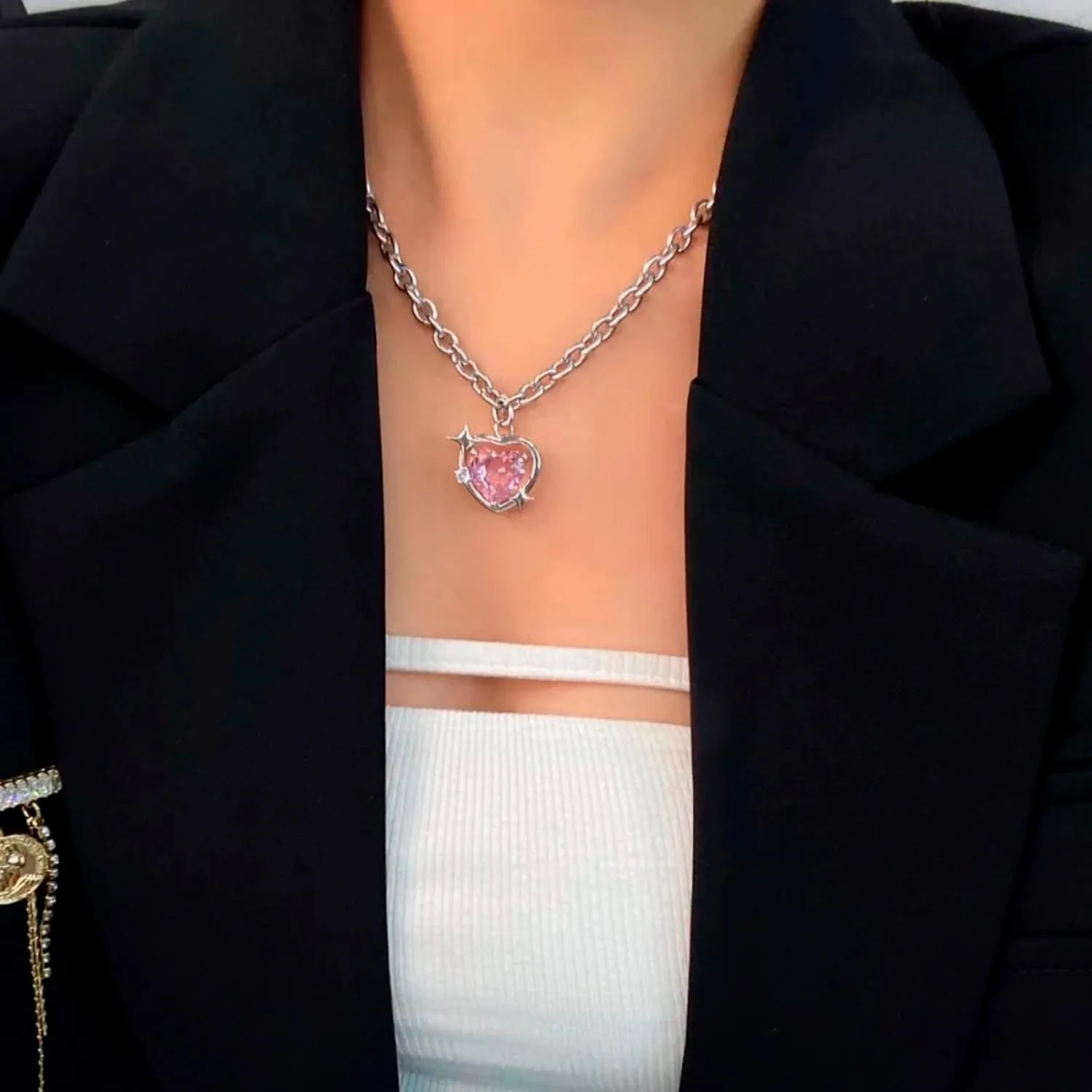 Dainty Choker Necklace for Women Peach Galaxy Love Necklace Women's Light Luxury Small High Grade Sense Lnlaid Zircon Collar Chain Paperclip Minimalist Chain Jewelry Gift (Pink, One Size)
