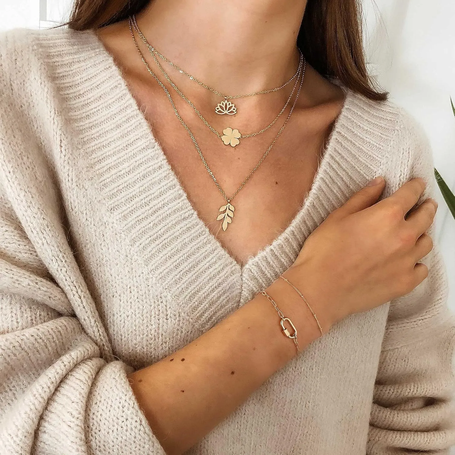 Dainty Gold Bracelets for Women, 14K Gold Plated Adjustable Layered Bracelet Cute Evil Eye Oval Chain Pearl Bar Turtle Gold Bracelets for Women Jewelry