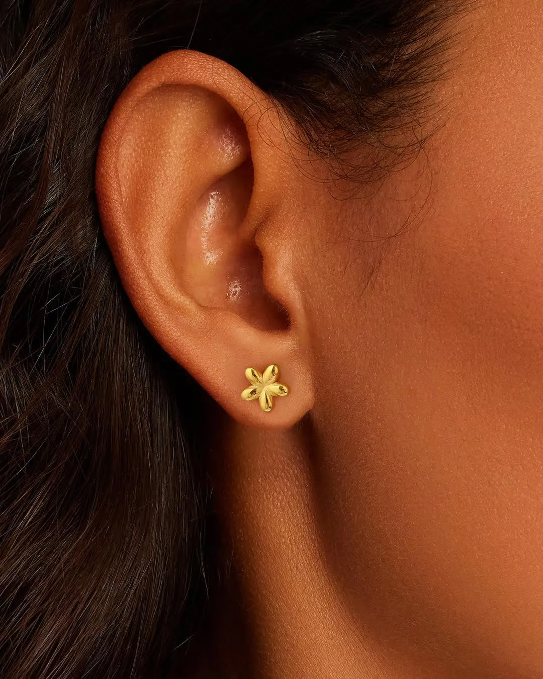 Earrings for Women, Gold Stud Earrings Hoop Diamond Floral Flower Opal Earring Studs for Women Trendy Huggie Cartilage Earring Christmas Birthday Gifts for Her Daughter Helix Piercing Jewelry