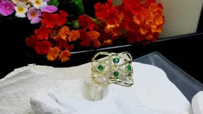 Emerald Ring, May Birthstone Ring,Gemstones Ring,Stack Stacking Ring,Gold Ring, Green Ring, Dainty Ring, Hammered Ring