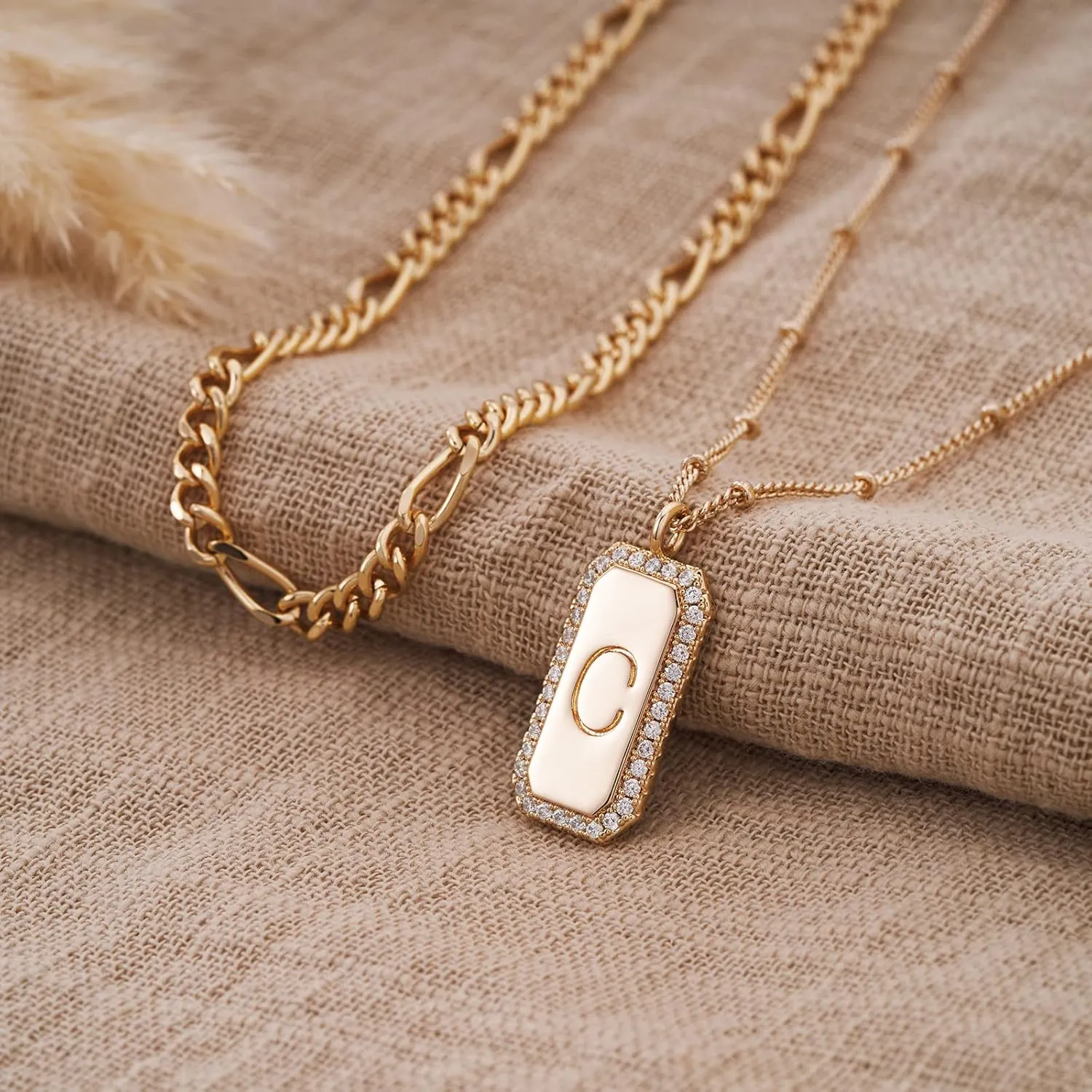Gold Initial Necklace for Women 14K Gold Plated Figaro Chain Choker Layered Necklaces Set Bar Rectangle Pendant Necklaces Simple Dainty Letter Necklace Everyday Gold Jewelry
