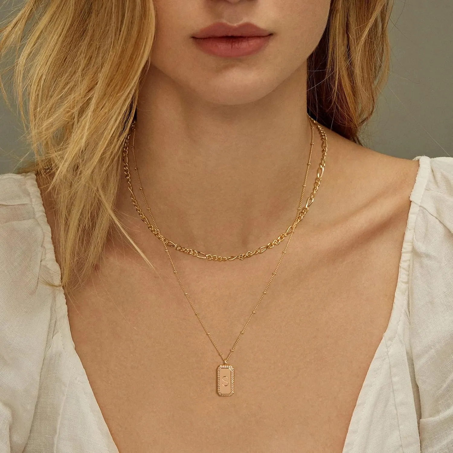 Gold Initial Necklace for Women 14K Gold Plated Figaro Chain Choker Layered Necklaces Set Bar Rectangle Pendant Necklaces Simple Dainty Letter Necklace Everyday Gold Jewelry