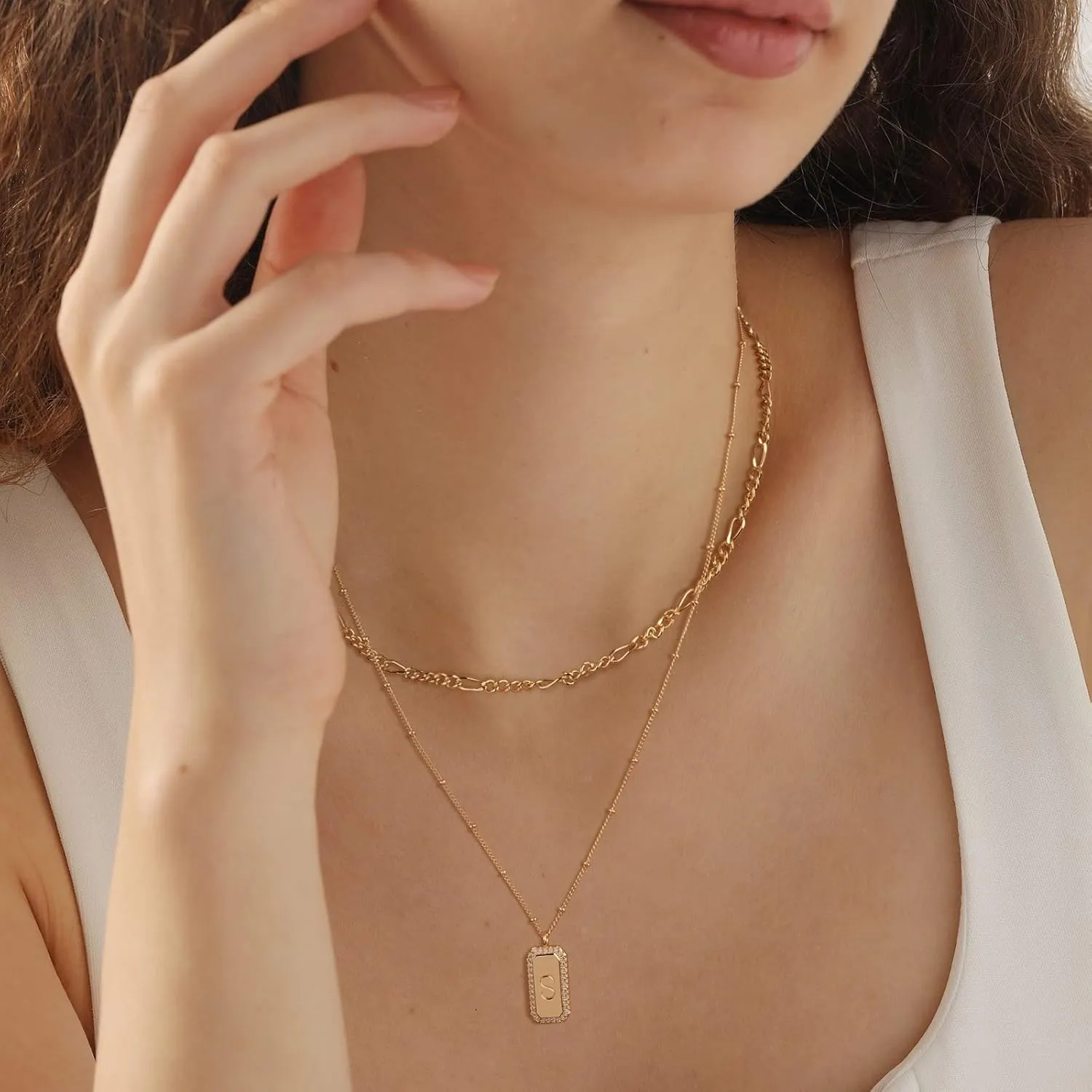 Gold Initial Necklace for Women 14K Gold Plated Figaro Chain Choker Layered Necklaces Set Bar Rectangle Pendant Necklaces Simple Dainty Letter Necklace Everyday Gold Jewelry