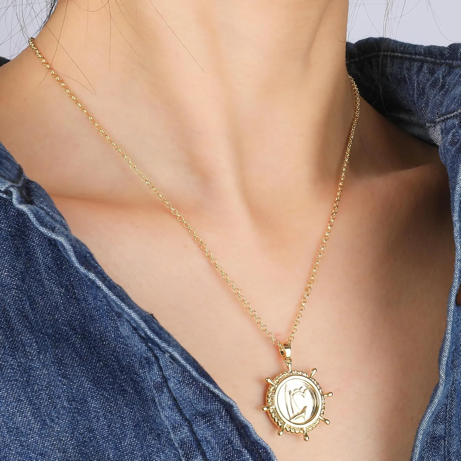 Gold Pendant Necklace for Women 14K Gold Plated Coin Pendant Necklace Adjustable Chain Disc Round Charm Initial Statement Necklace Trendy Jewelry Gift for Her