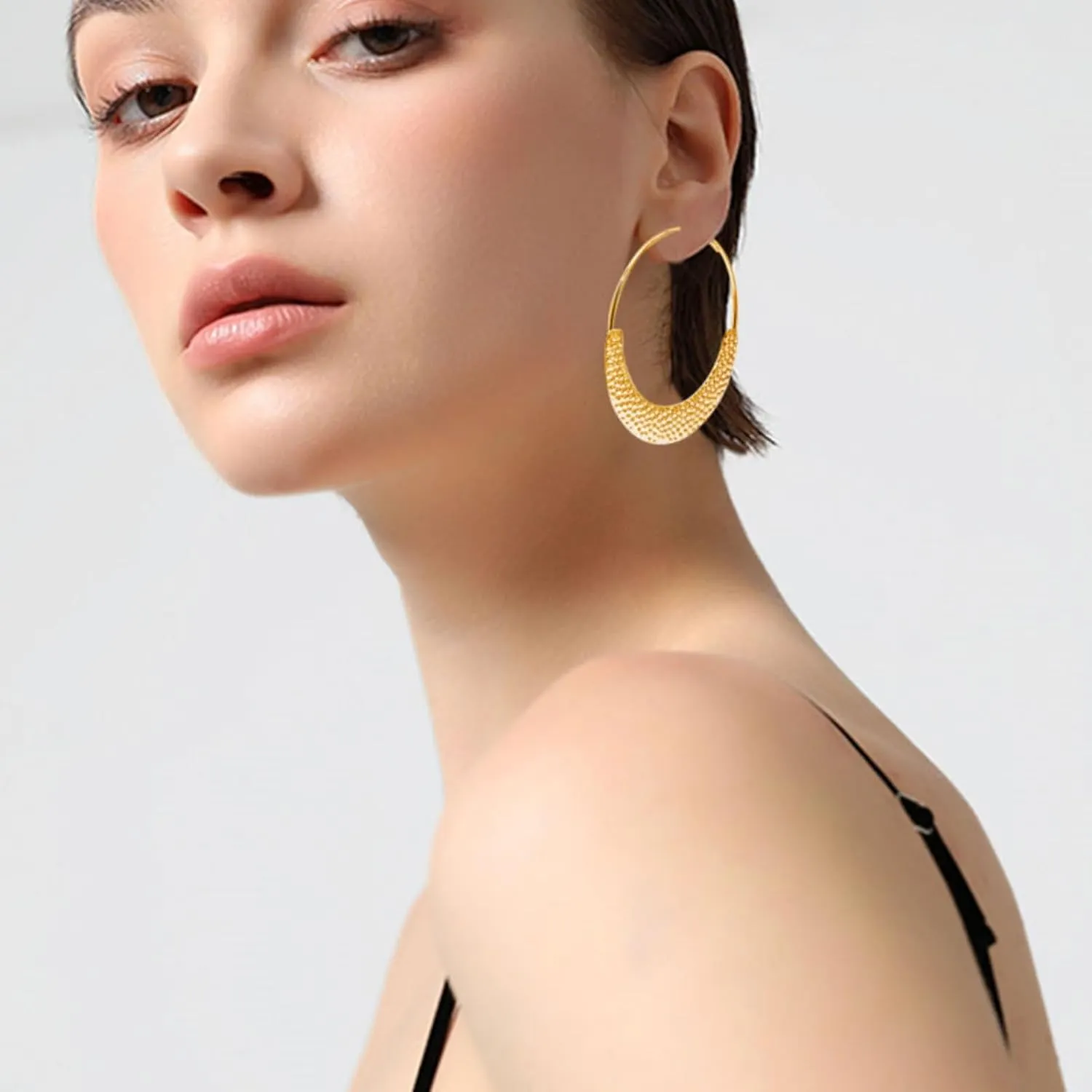 Gold Round Hoops Earrings for Women Lightweight Minimalist Big Exaggerated Round Geometric Hammered Texture Hoop Earrings