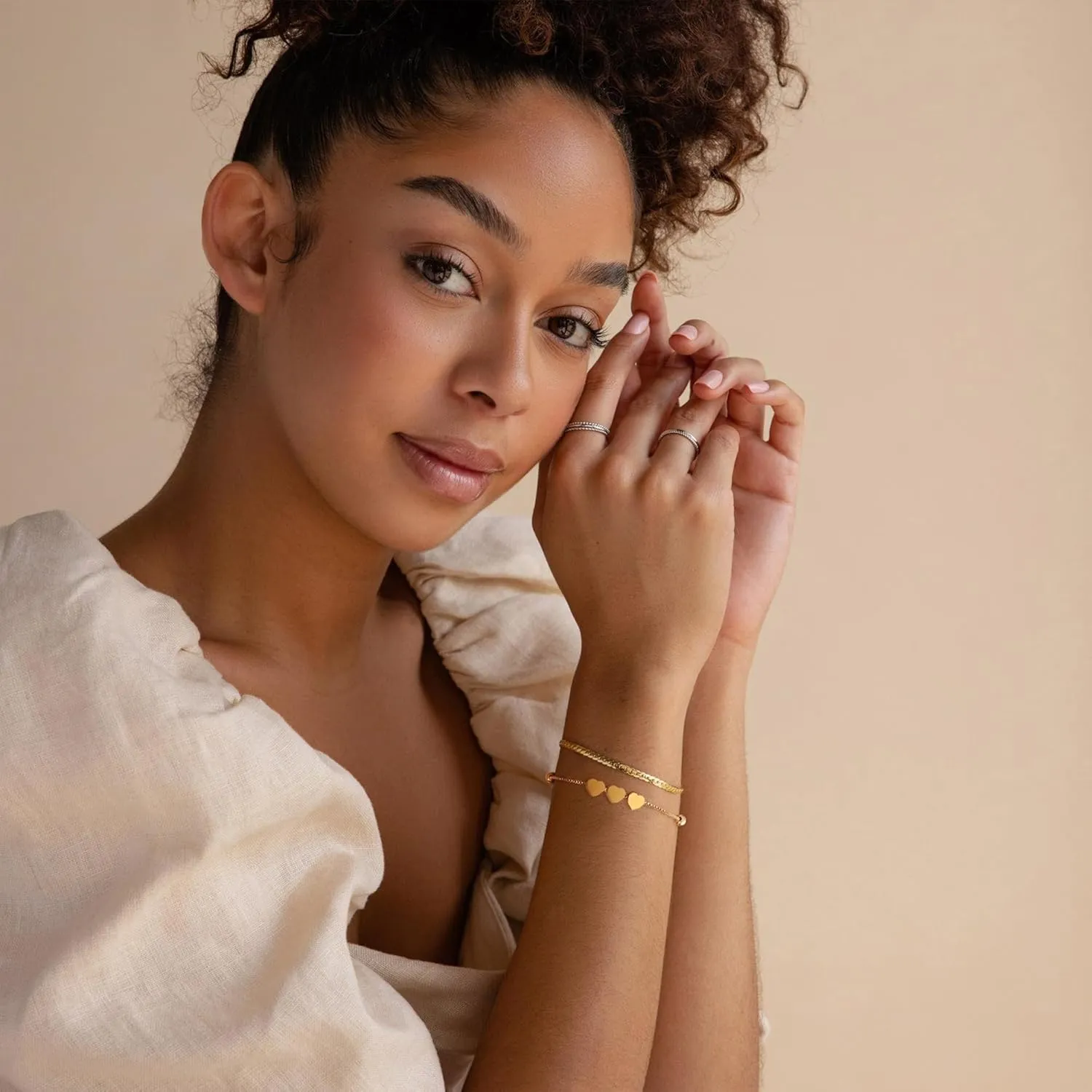 Heart Gold Bracelet for Women Trendy Dainty Layered Thin Bracelet 14K Gold Plated Heart Bead Charm Bracelets Set Adjustable Chain Cuban Link Cute Heart Gold Jewelry Gifts for Wife Girlfriend