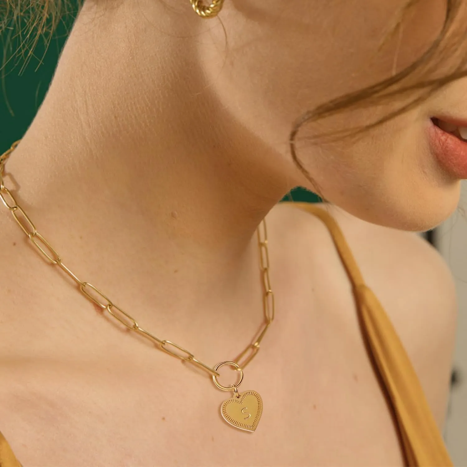 Heart Initial Necklaces for Women, 14K Gold Plated Heart Pendant Letter Alphabet Necklace, Cute Dainty Love Pendant Necklaces for Women Birthday Valentine's Day Mother's Day Gift