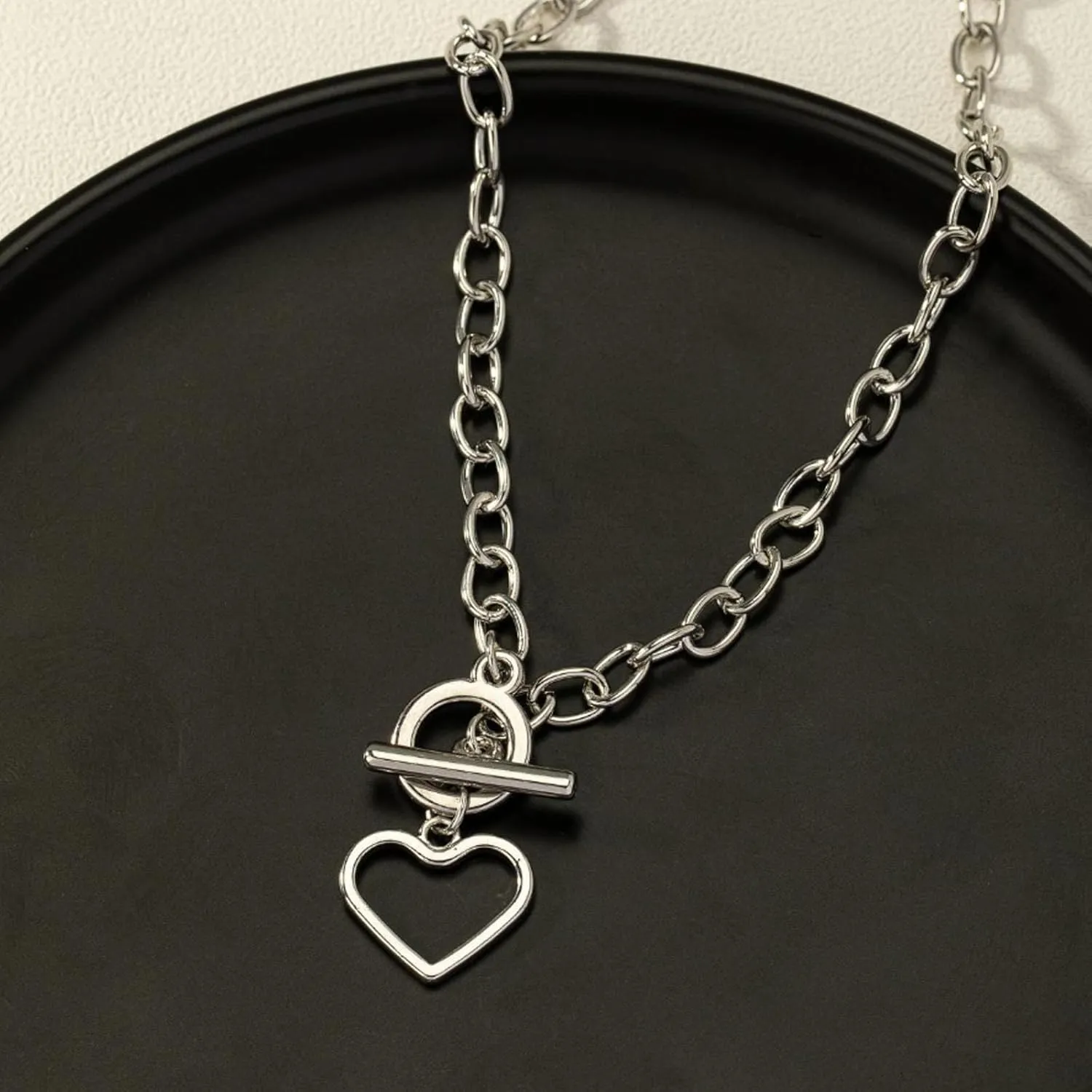 Heart Necklaces for Women Valentines Day Gifts for Her Valentines Day Necklace Trendy Chunky Gold Heart Necklace Love Heart Pendant Necklace