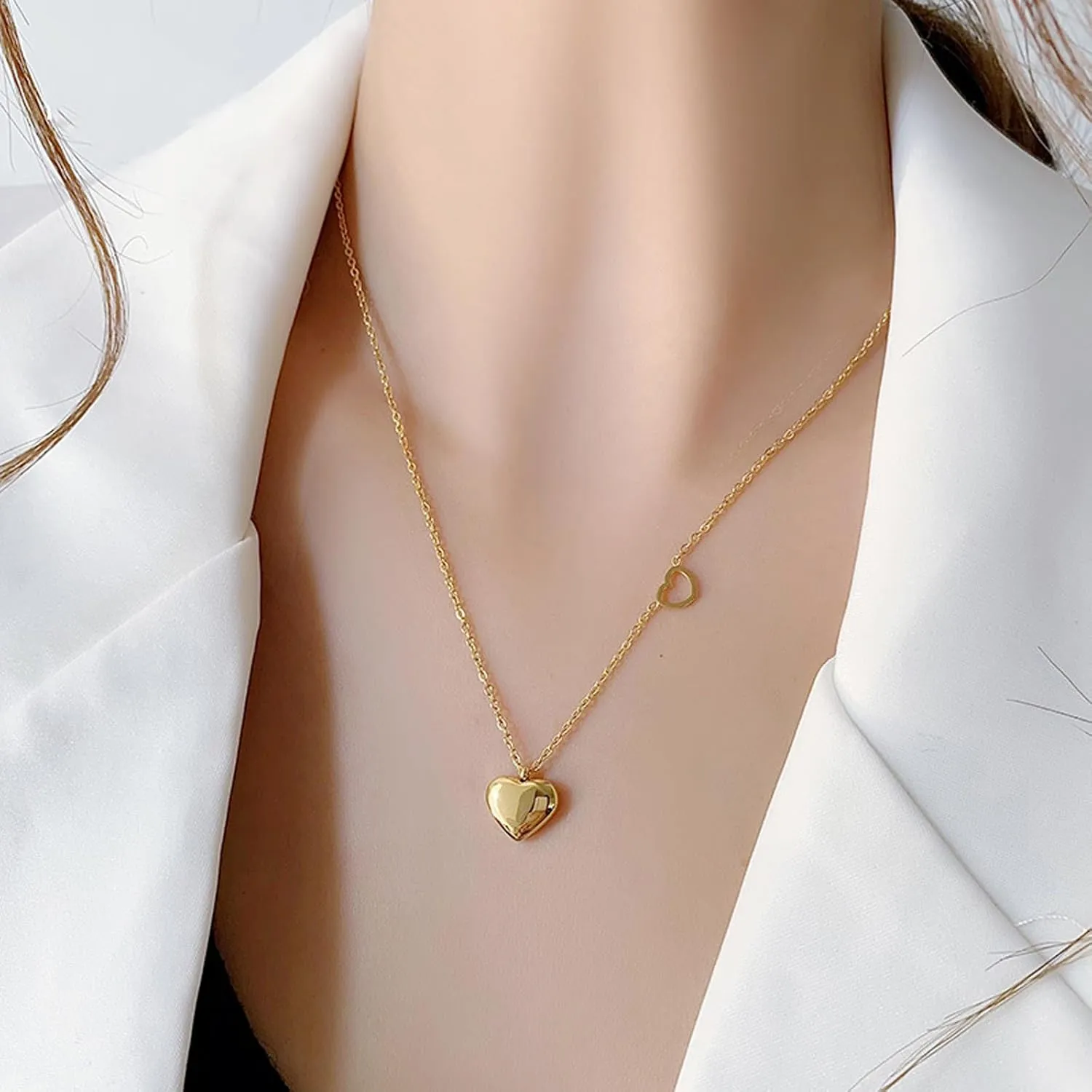 Heart Necklaces for Women Valentines Day Gifts for Her Valentines Day Necklace Trendy Chunky Gold Heart Necklace Love Heart Pendant Necklace