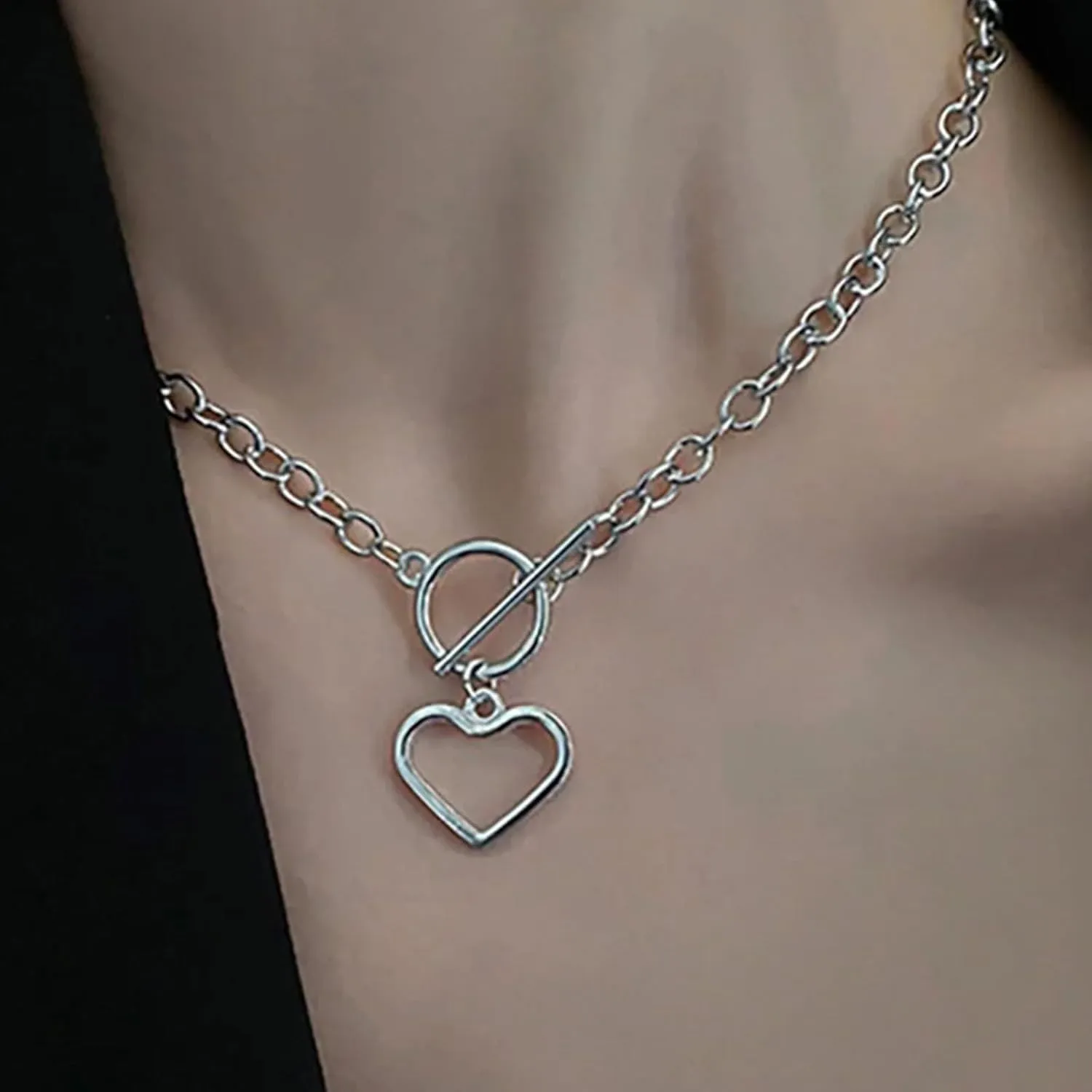 Heart Necklaces for Women Valentines Day Gifts for Her Valentines Day Necklace Trendy Chunky Gold Heart Necklace Love Heart Pendant Necklace