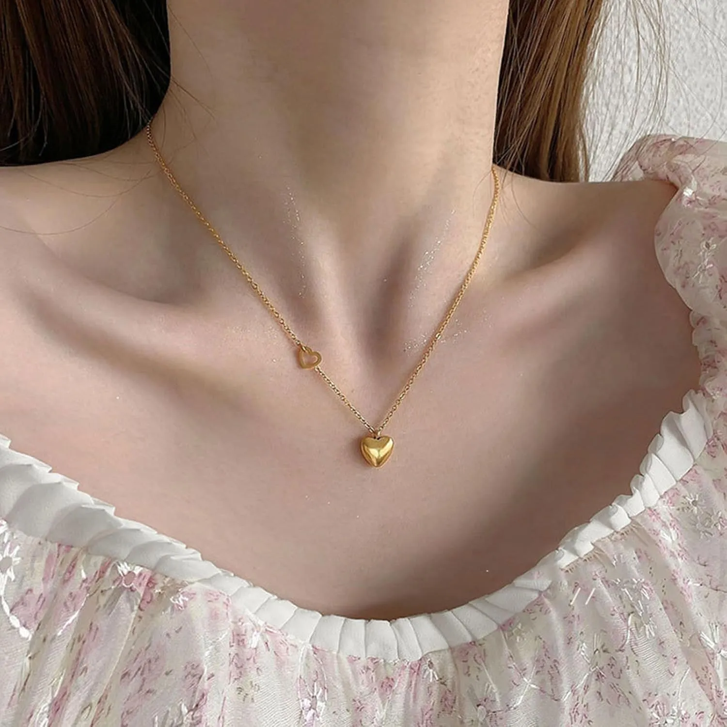 Heart Necklaces for Women Valentines Day Gifts for Her Valentines Day Necklace Trendy Chunky Gold Heart Necklace Love Heart Pendant Necklace