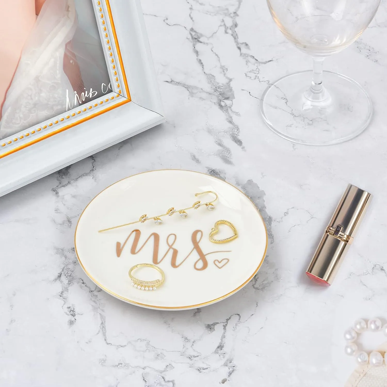 Homlouue Engagement Gift for Women, Engagement Ring Dish Mrs Jewelry Dish Wedding Ring Holder, Wedding Gifts for Bride Engagement Gifts for Her
