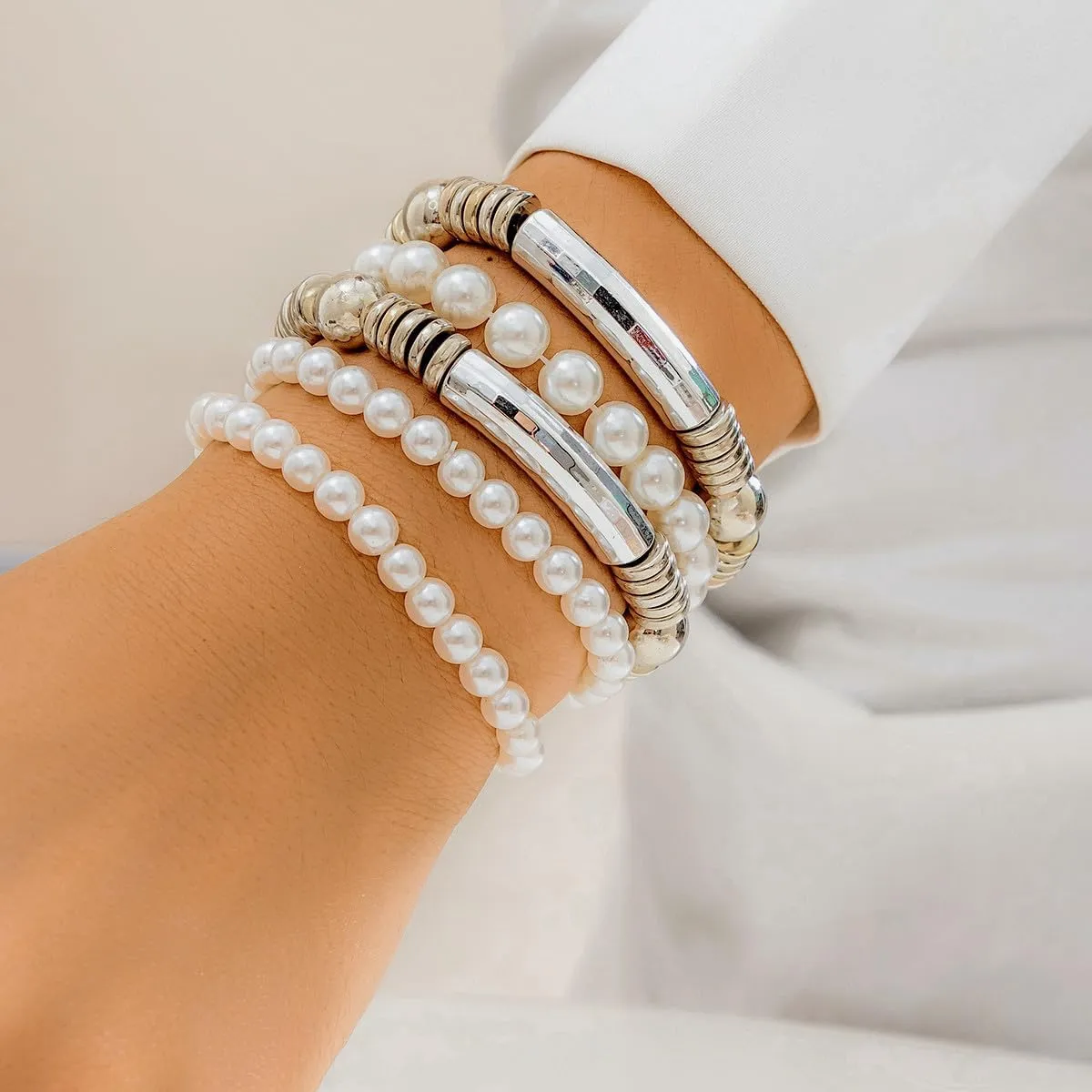 Layered Silver Pearl Bracelet Set for Women 14k Gold Beaded Stretch Stackable Bracelet Trendy Dainty Ball Bangles Jewelry Gifts