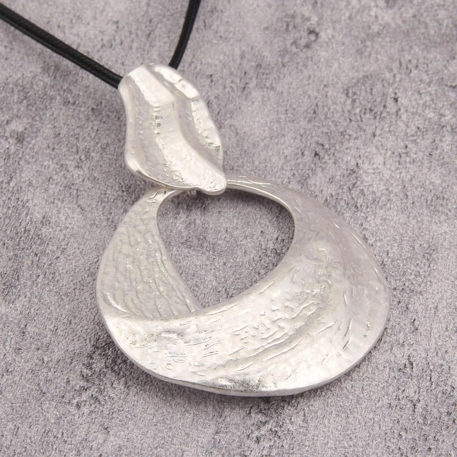 Leather Necklace for Women Large Pendant Hippie Choker Necklace Vintage Sweater Necklace Chunky Boho Necklaces for Women