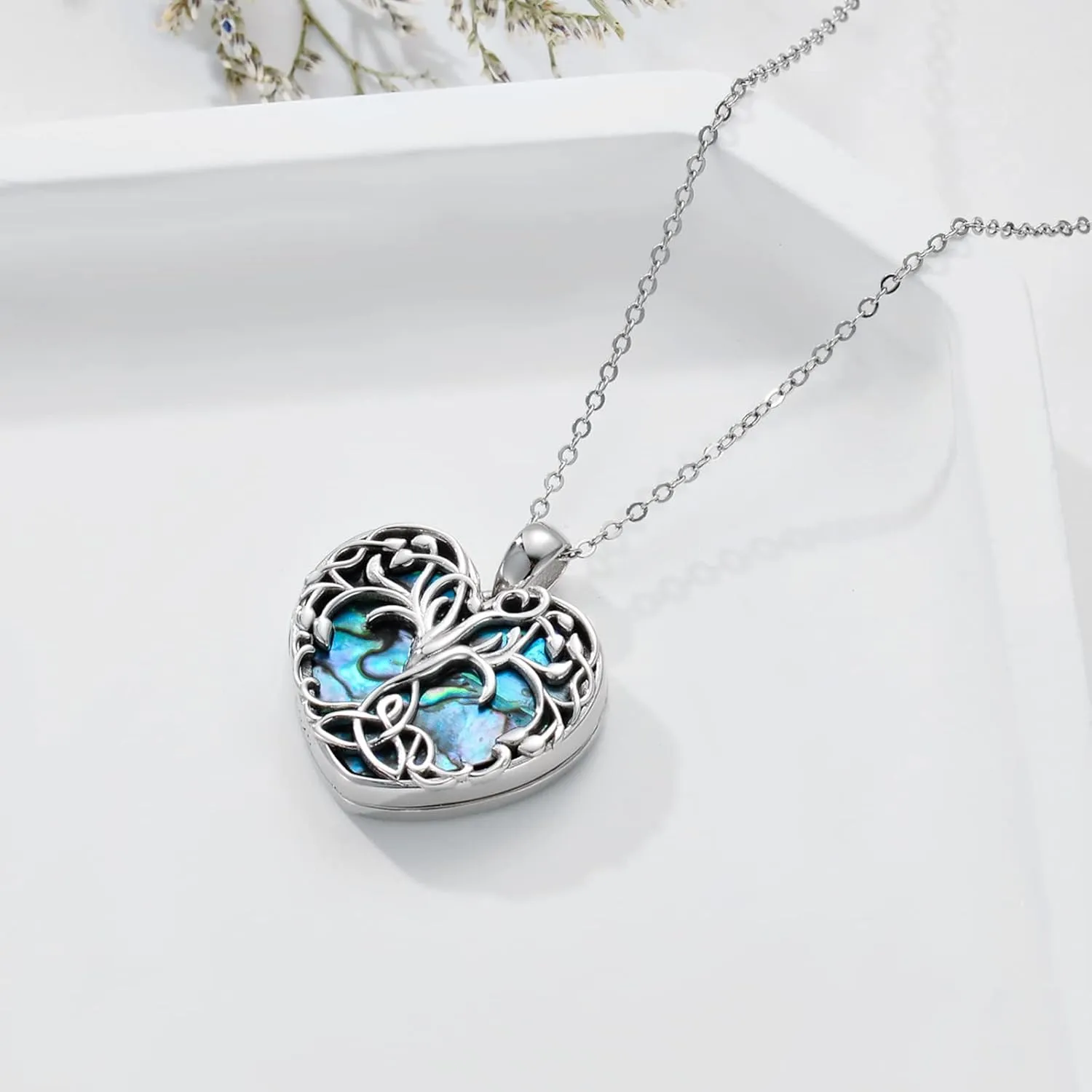 LONAGO Heart Locket Necklace That Hold Pictures, Sterling Silver Picture Photo Locket Pendant Necklace Gift for Women