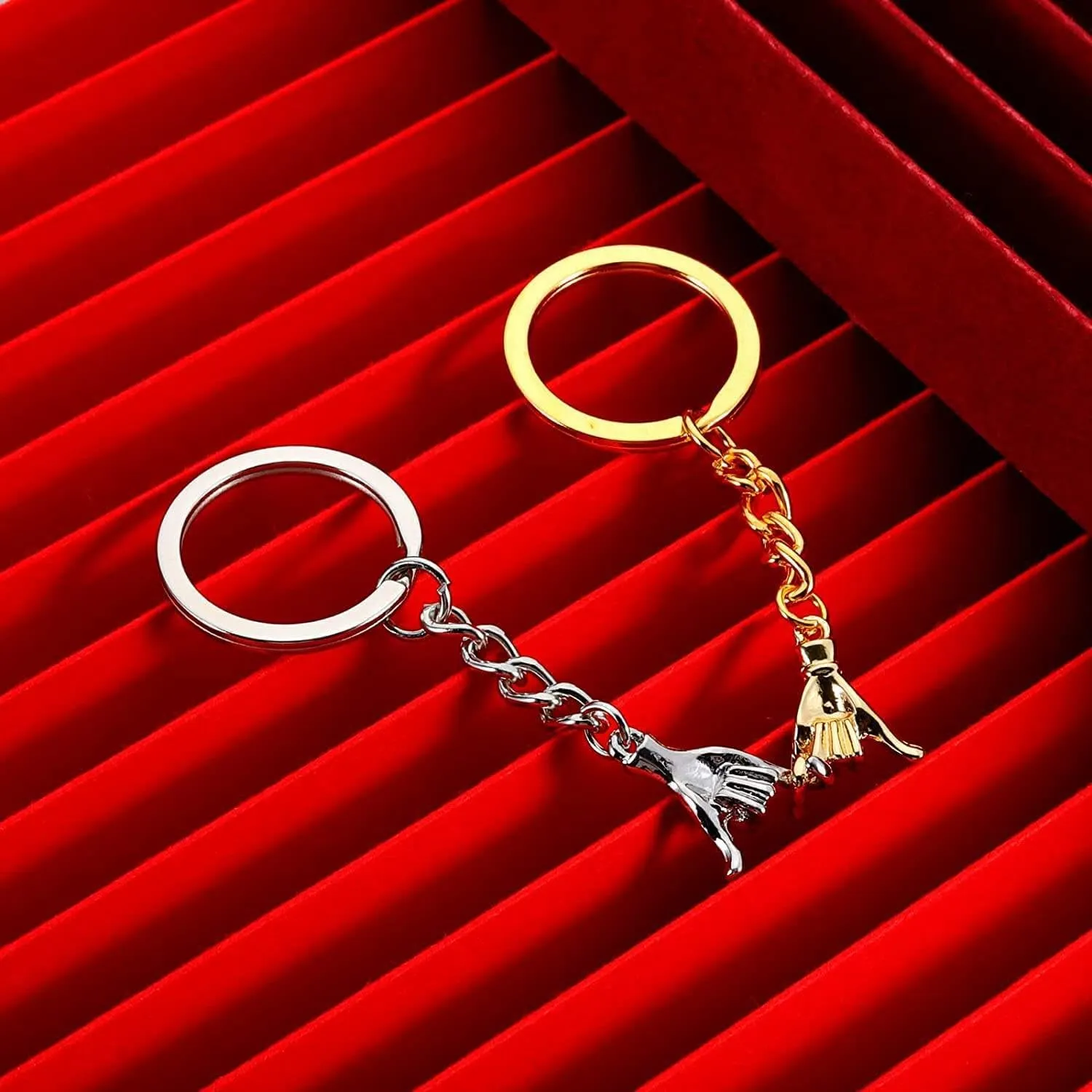Matching Keychains for Couples, Birthday Valentines Day Gifts for Boyfriend Girlfriend Best Friend Bestie BFF