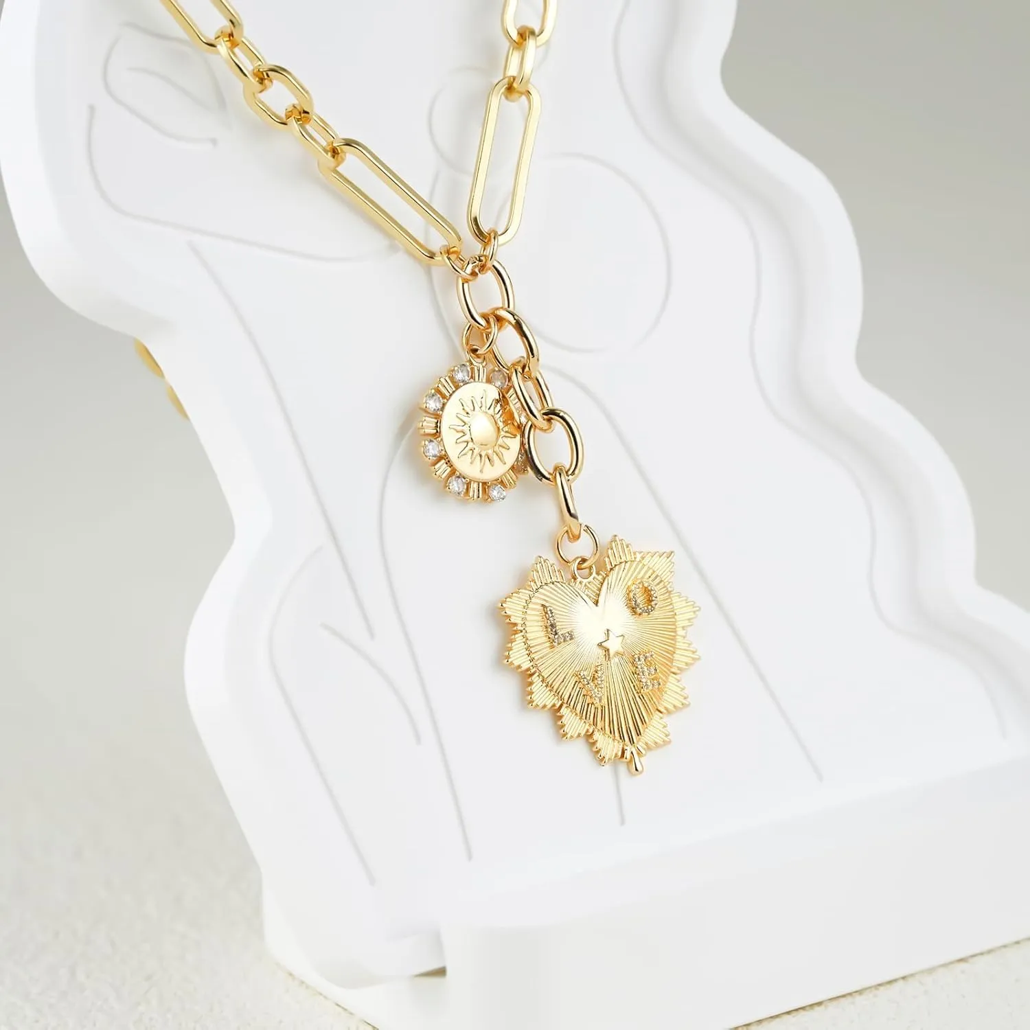 PALATINUS Sun Heart Charm Necklace for Women 18K Gold Plated Choker Necklace Chunky Gold Heart Necklace for Women Hip Hop Neutral Necklace
