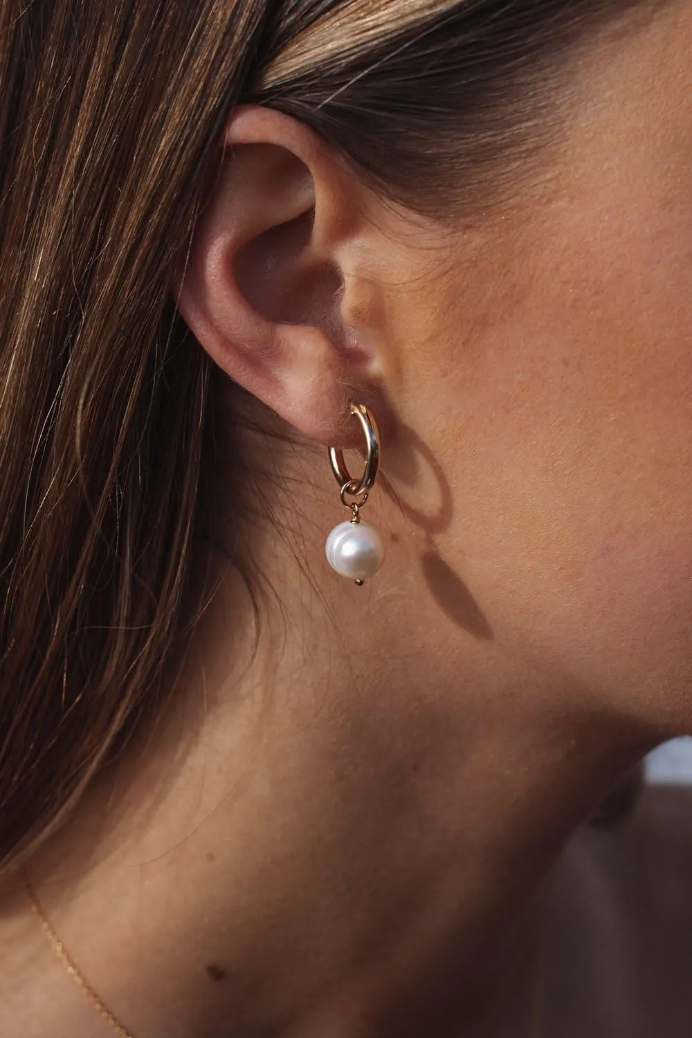 Pearl Earrings for Women, Trendy 14k Gold Plated Drop Hoop Pearl Earrings Dainty Freshwater Leaf Bow Pearl Dangle Earring Elegant Hypoallergenic Bridesmaid Gold Pearl Earrings Wedding Jewelry for Women