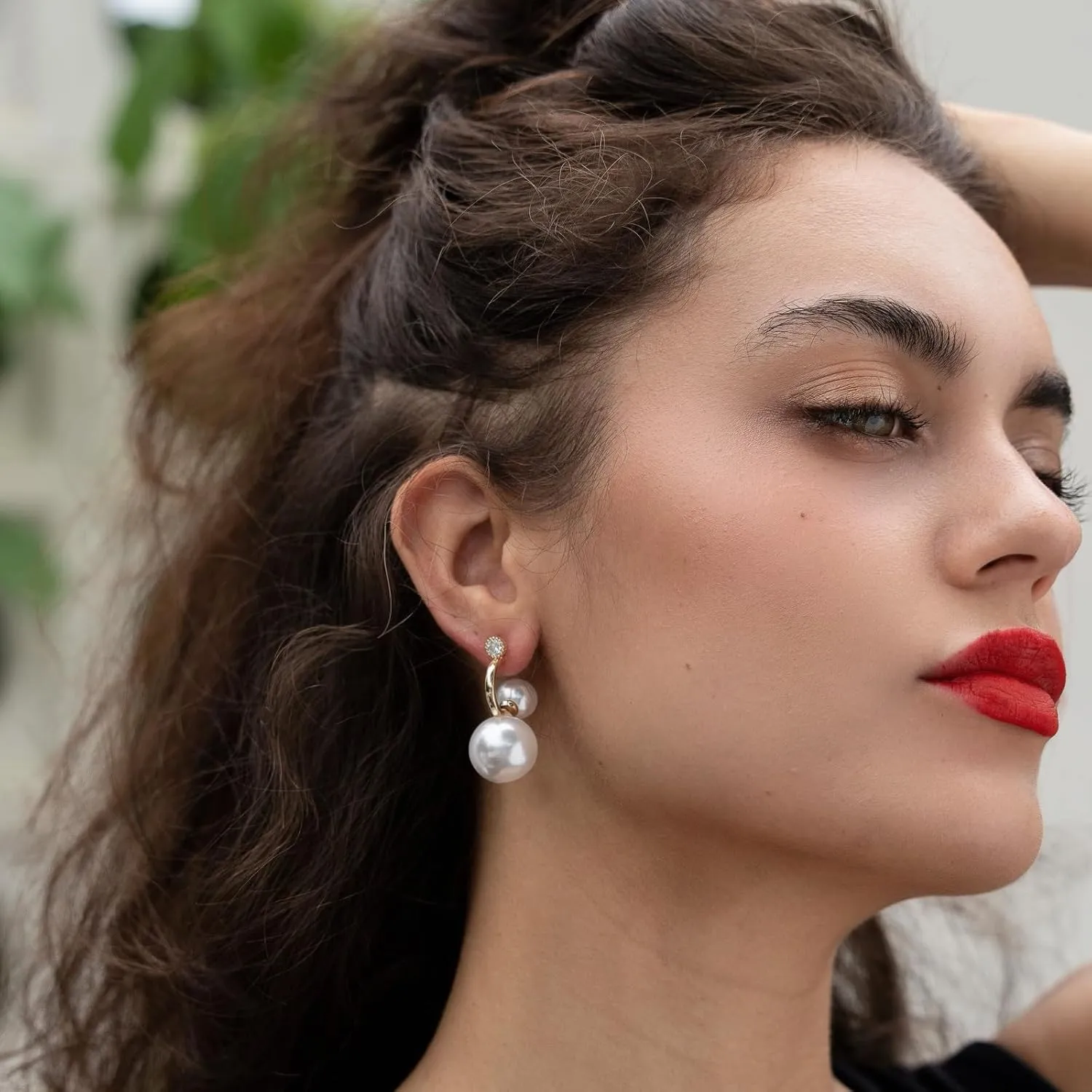 Pearl Wedding Earrings for Brides Pearl Drop Earrings for Women White Round Pearls 14K Gold Plated Bridal Earring for Wedding Rhinestone Pearls Earring Formal Bridesmaid Gifts Trendy Stuff