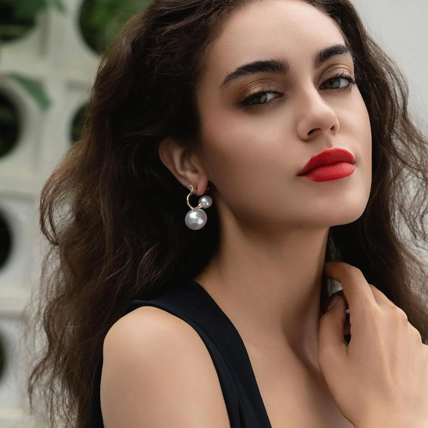 Pearl Wedding Earrings for Brides Pearl Drop Earrings for Women White Round Pearls 14K Gold Plated Bridal Earring for Wedding Rhinestone Pearls Earring Formal Bridesmaid Gifts Trendy Stuff