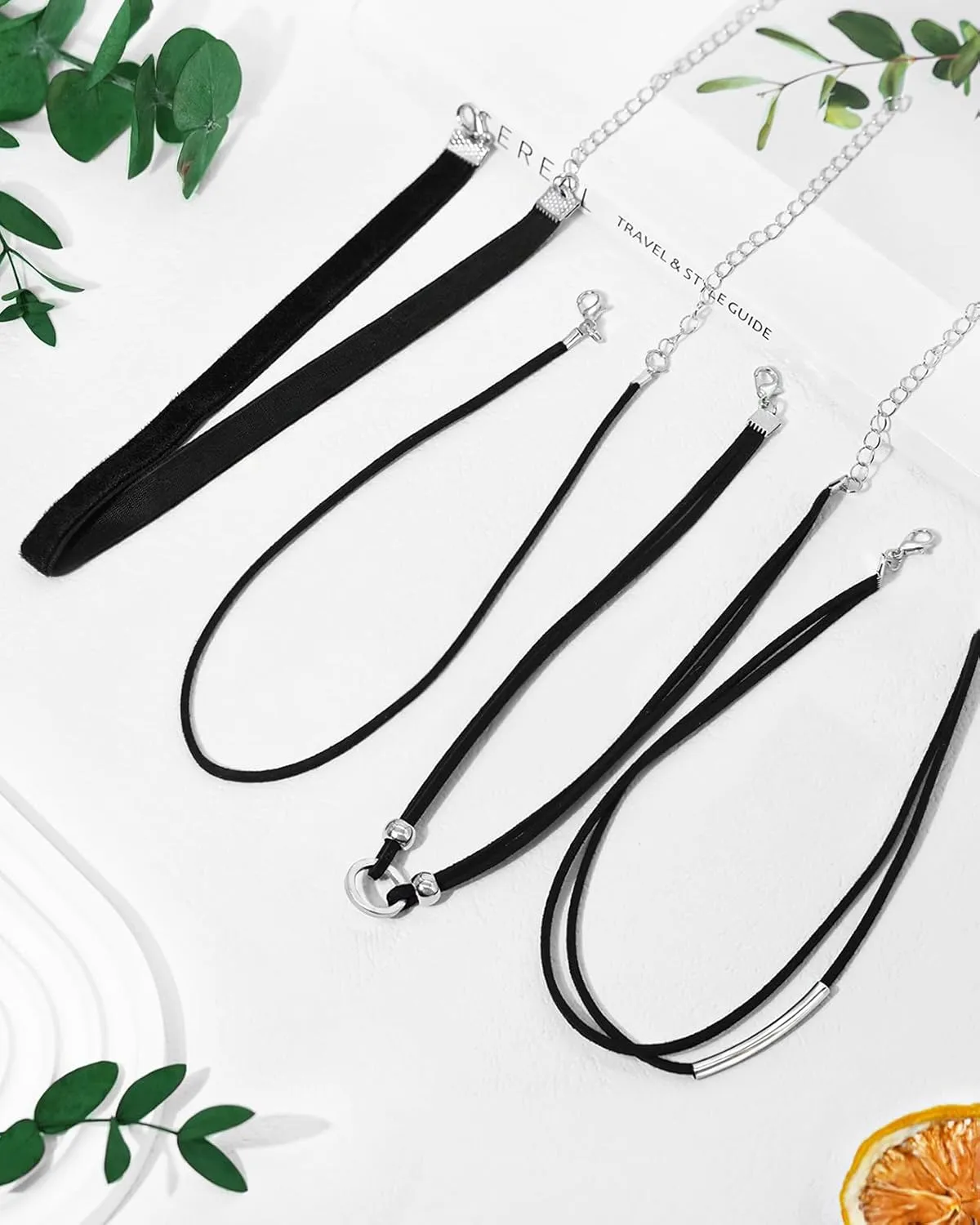 Ronglry 3pcs Black Choker Necklace for Women Black Velvet Choker Set Layered Black Choker Necklaces Classic Chokers for Women Adjustable Gothic Lace Black Collar Necklace for Party Cosplay Christmas Birthday Jewelry Gifts