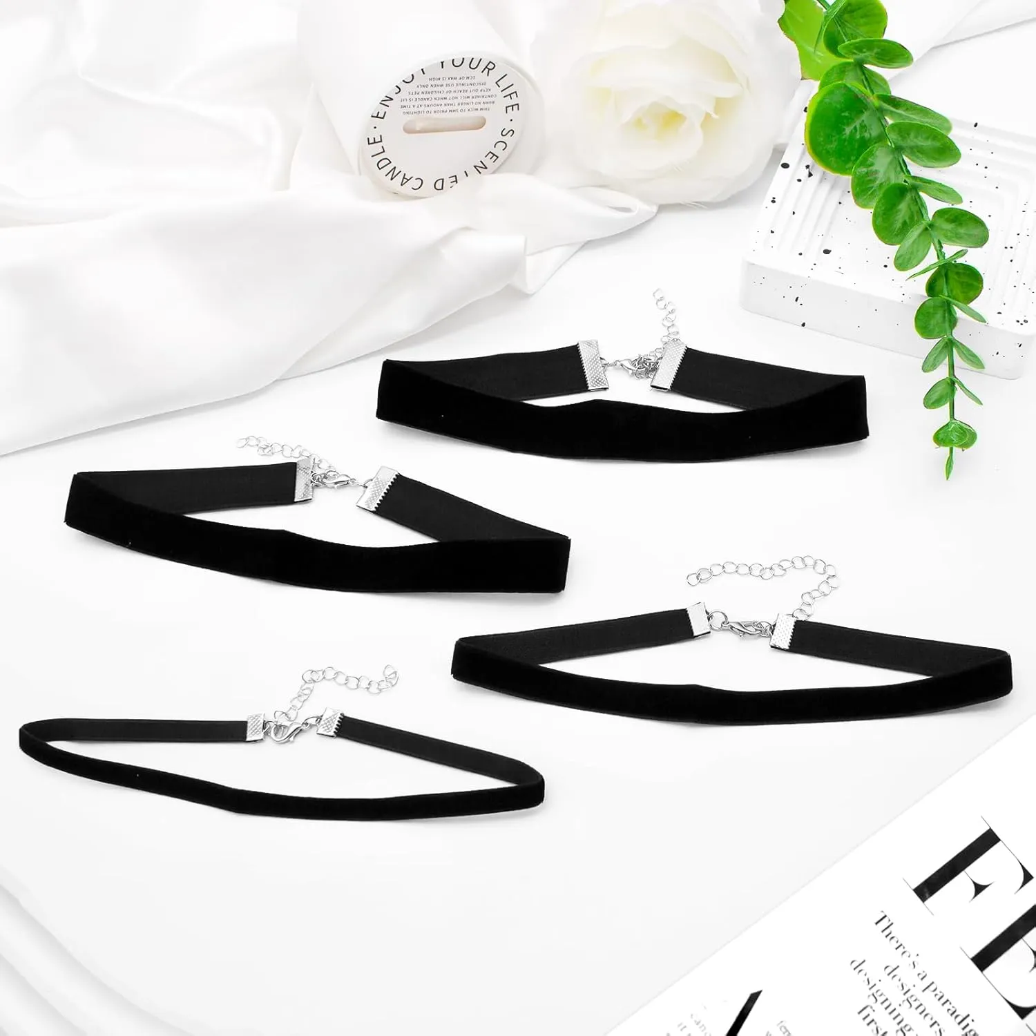 Ronglry 3pcs Black Choker Necklace for Women Black Velvet Choker Set Layered Black Choker Necklaces Classic Chokers for Women Adjustable Gothic Lace Black Collar Necklace for Party Cosplay Christmas Birthday Jewelry Gifts