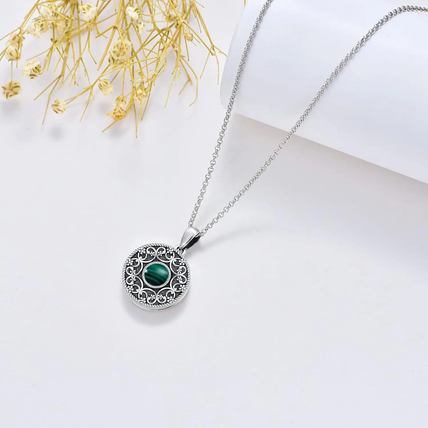 Round Locket Necklace 925 Sterling Silver Picture Locket Necklace That Holds 2 Pictures Locket Jewelry Gifts for Women
