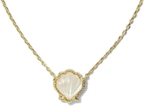 Shell Pendant Necklace in Gold,18K Gold Plated Shell Pendant Necklace,Boho Summer Beach Seashell Pendant Necklace Jewelry Gifts for Women