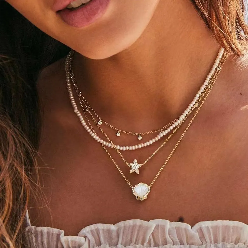 Shell Pendant Necklace in Gold,18K Gold Plated Shell Pendant Necklace,Boho Summer Beach Seashell Pendant Necklace Jewelry Gifts for Women