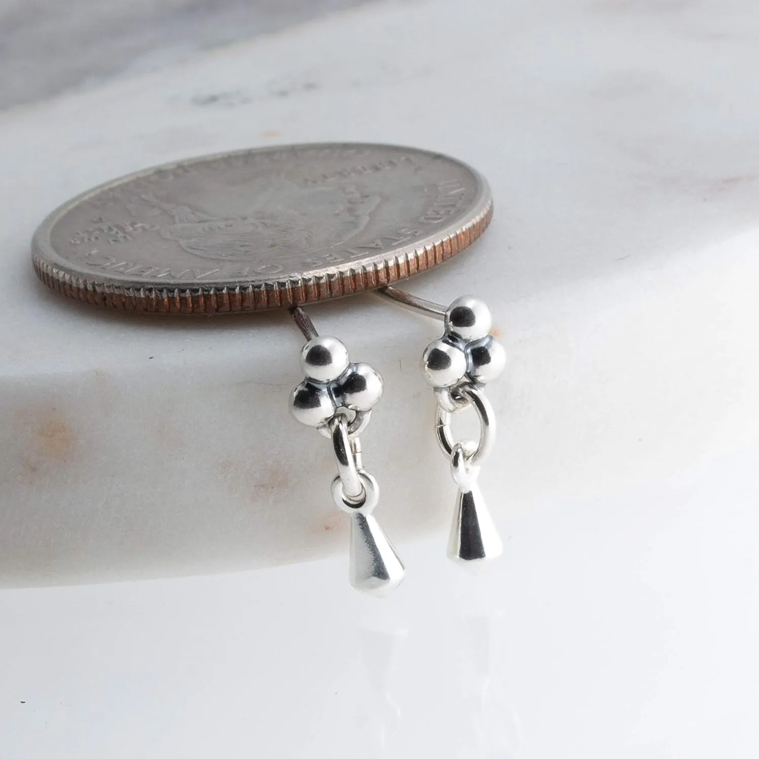 Silver Gold Drop Dangle Earrings Trendy for Women Threader Dangly Hypoallergenic Bohemian Component Drops Ring Round Shape (Kite-Shaped 3 Dot Studs)