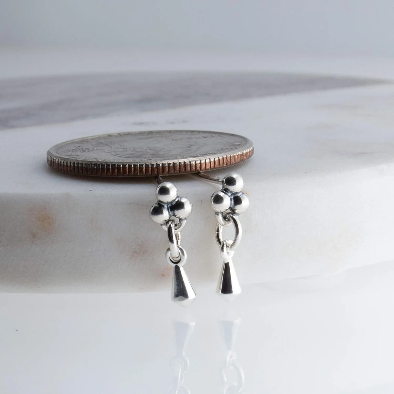 Silver Gold Drop Dangle Earrings Trendy for Women Threader Dangly Hypoallergenic Bohemian Component Drops Ring Round Shape (Kite-Shaped 3 Dot Studs)