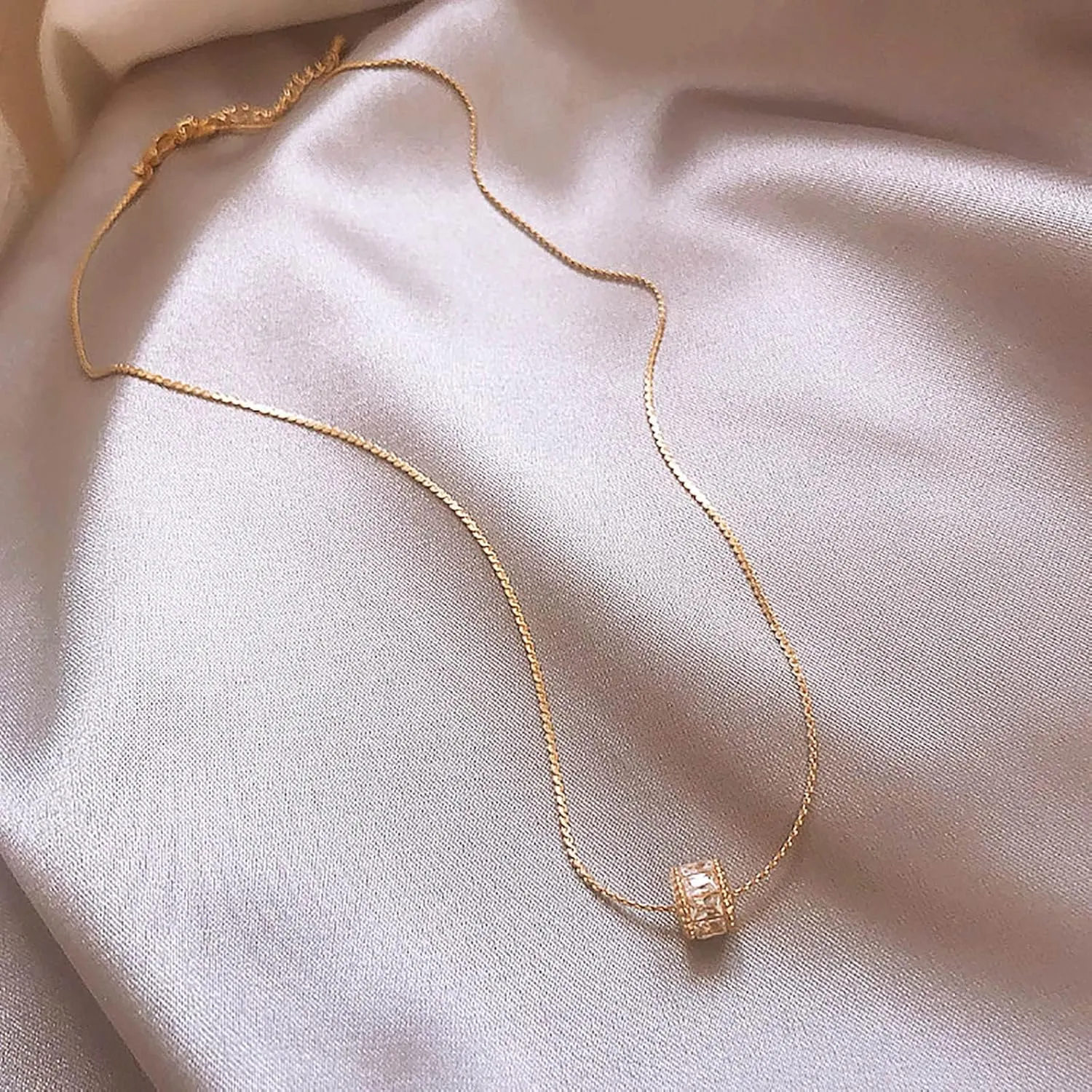 Solitaire Necklace High End Necklace with A Small Waist Necklace Necklace by Heart to Heart Blue Pearl Layered Necklaces for Women Silver (Gold, One Size)