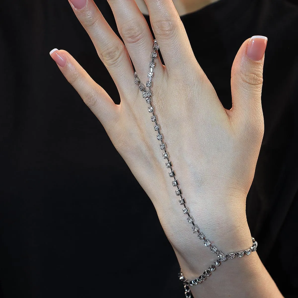 Vintage Hand Chain Bracelet Ring for Women Shiny Tennis Rhinestones Slave Bracelet Layered Adjustable Finger Ring Bangle Bracelets Hand Jewelry Accessories