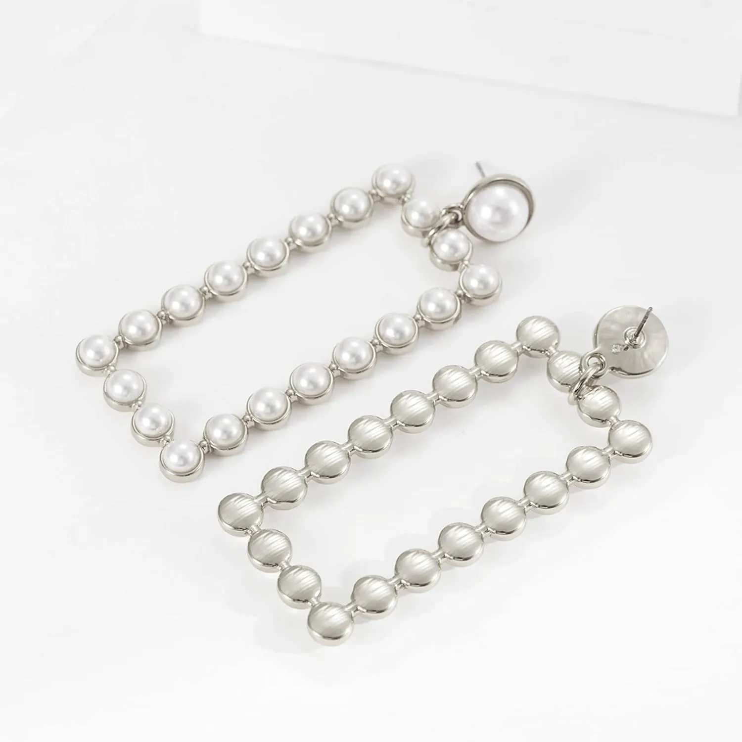 YUJIE Women's Chic Pearl Earrings Geometric Pearl Drop Earrings Pearl Dangle Earrings Jewelry