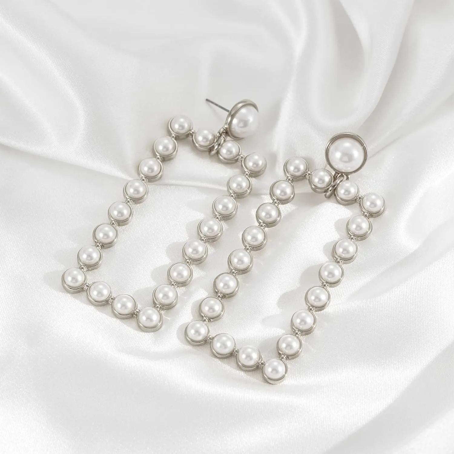 YUJIE Women's Chic Pearl Earrings Geometric Pearl Drop Earrings Pearl Dangle Earrings Jewelry